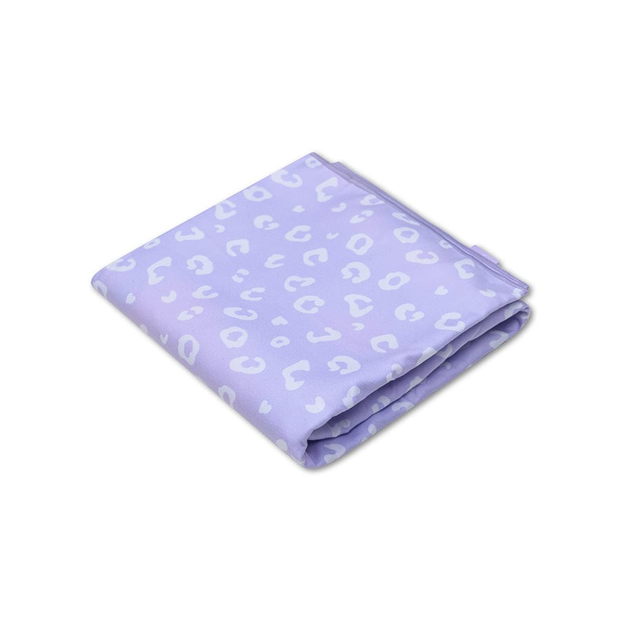 microfibra-asciugamano-lilla-stampa-panter-135x65-cm-swim-essentials-2