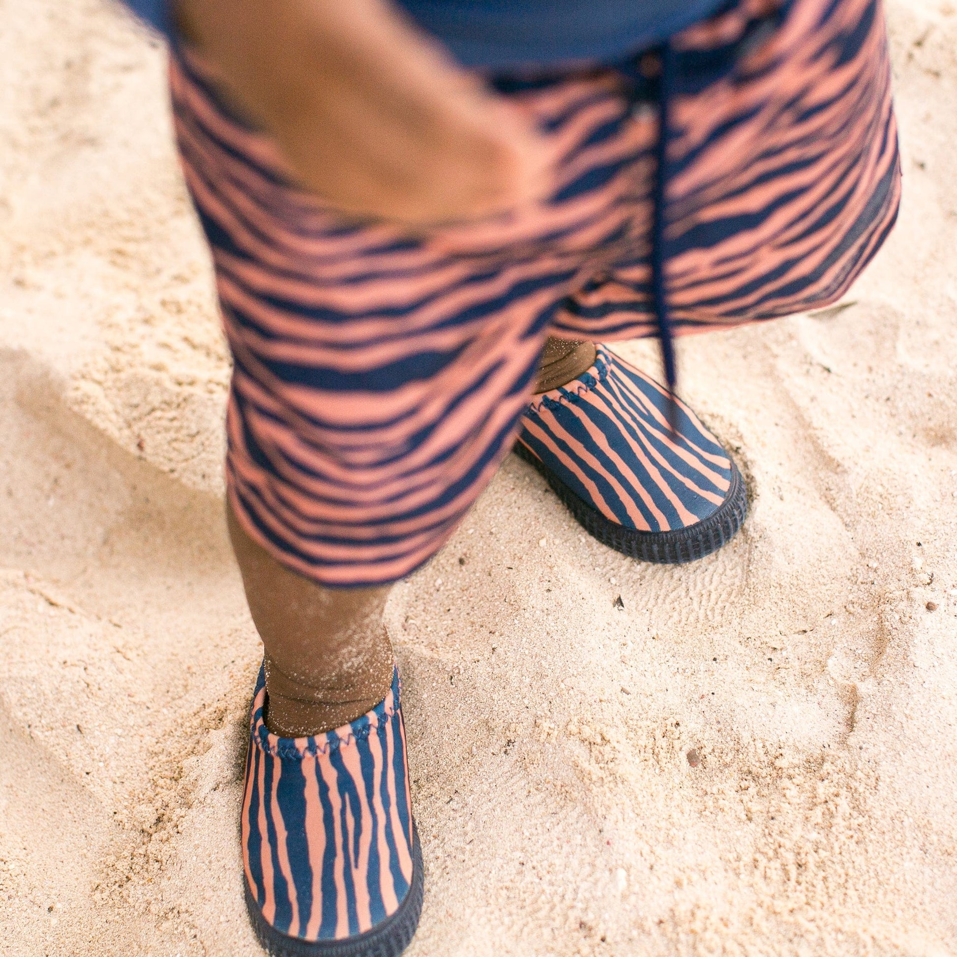 scarpe-da-scoglio-blu-arancio-zebra-taglia-19-33-swim-essentials-3